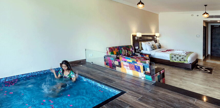 Super Deluxe Room With plunge pool